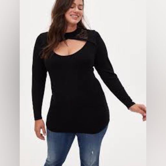 Torrid Pullover Lace Keyhole Sweater size 2x - Picture 5 of 16